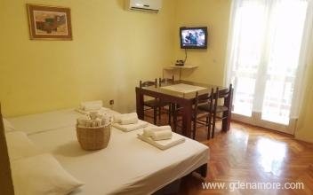 Apartments Dedic - Ancora, private accommodation in city Herceg Novi, Montenegro